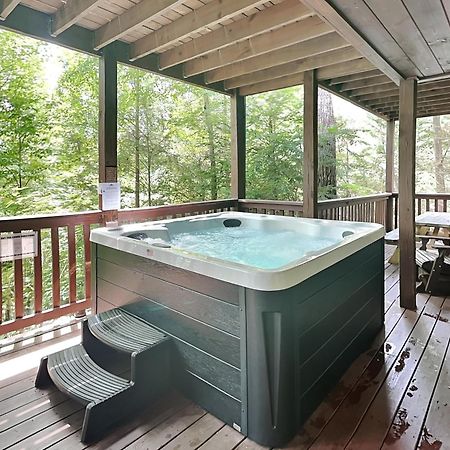 Above The Clouds, 4 Bedrooms, Pool Access, Private, Gaming, Sleeps 16 Гатлинбург Экстерьер фото