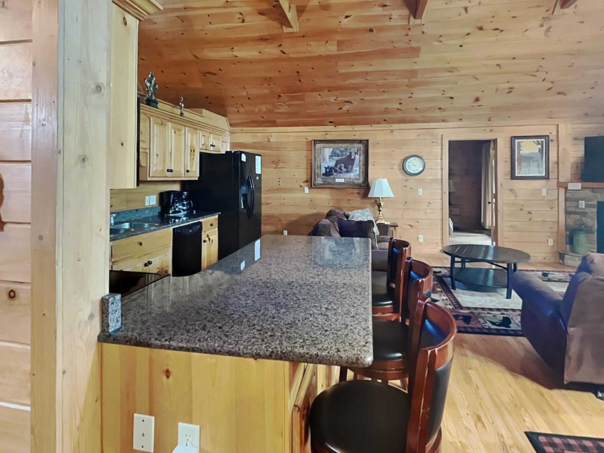 Above The Clouds, 4 Bedrooms, Pool Access, Private, Gaming, Sleeps 16 Гатлинбург Экстерьер фото